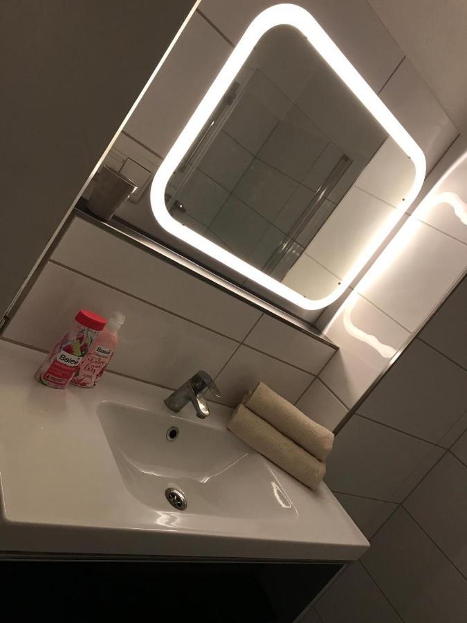 Dream Apartment Wiesbaden City 2 Room Kitchen Bath Balkon Maximum 5 Person Esterno foto